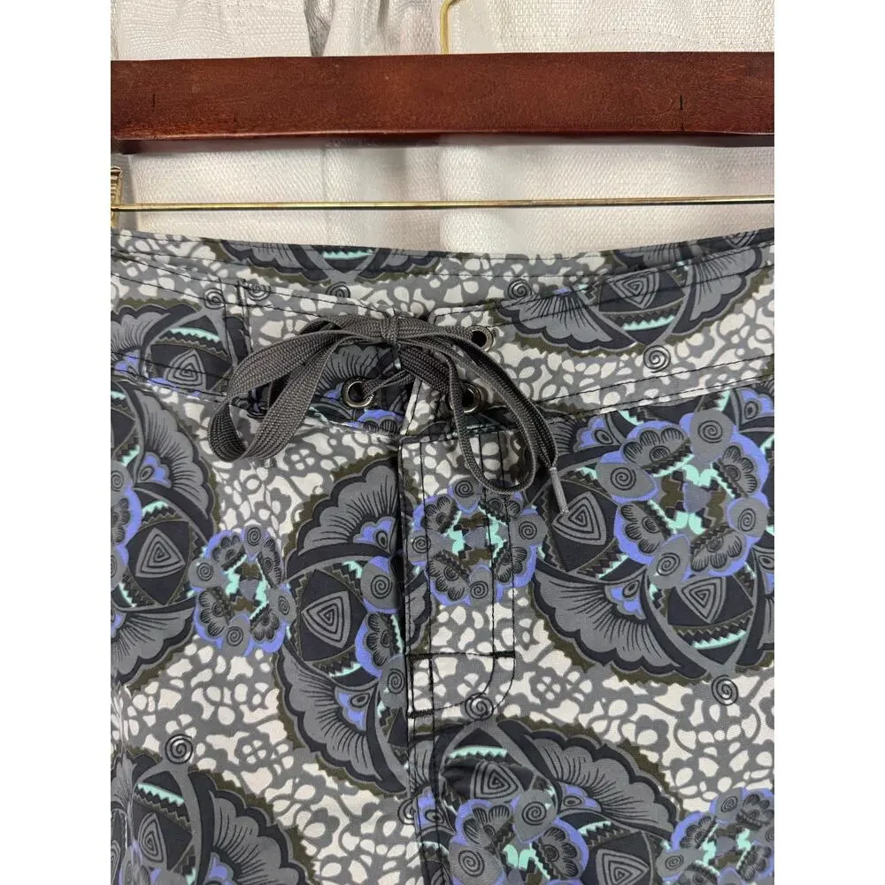 Patagonia Wavefarer Board Shorts Womens 10 Gray Blue Surf - Picture 3 of 5